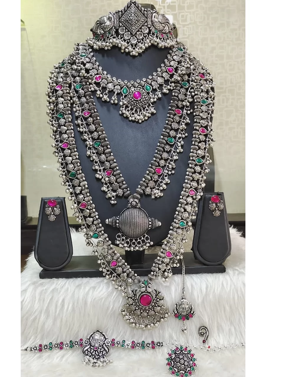 Beautiful bridal jewellery Set A1 The Morani Fashion