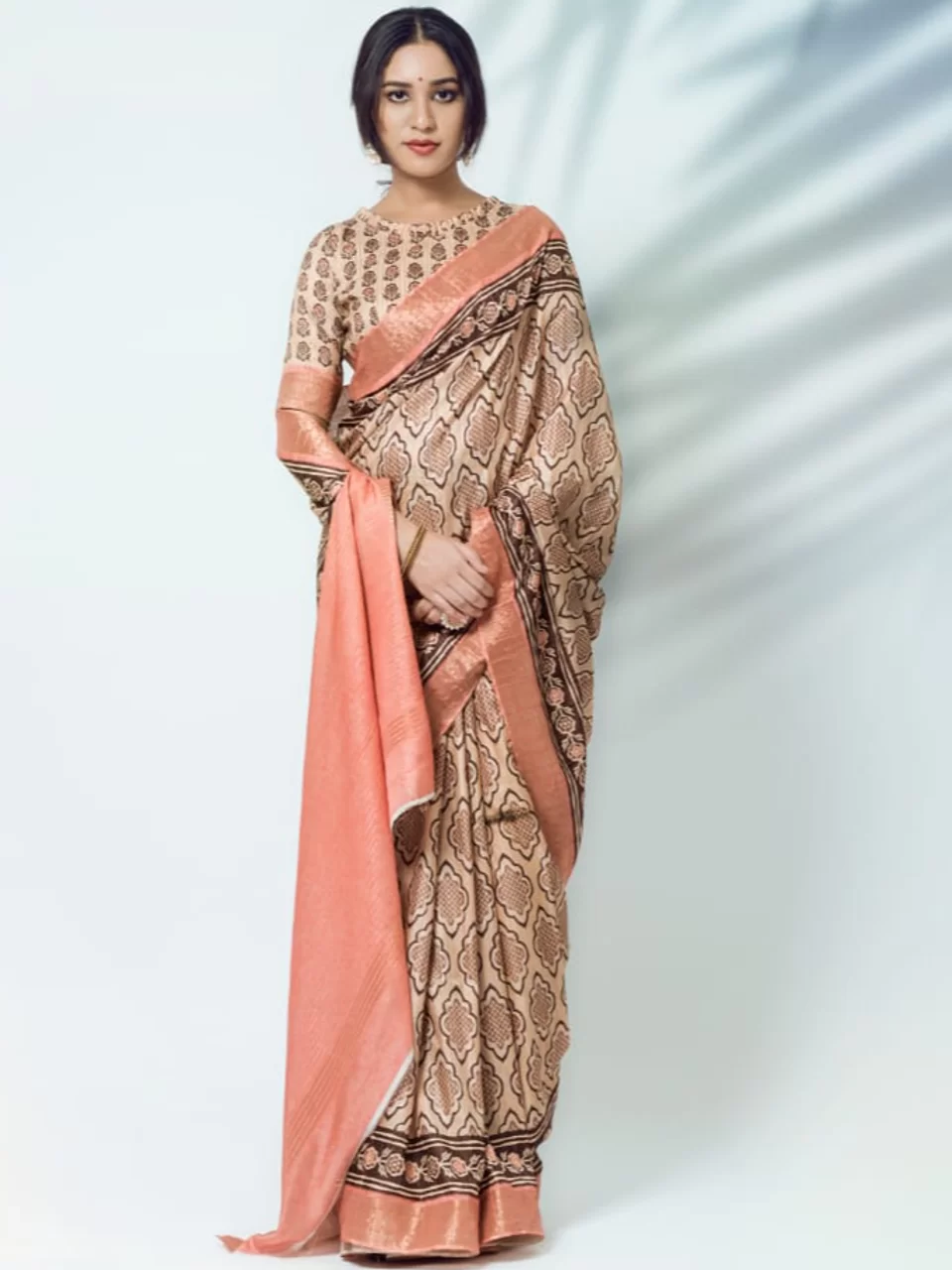 Buy Peach Sarees for Women by Ri-wah Online | Ajio.com